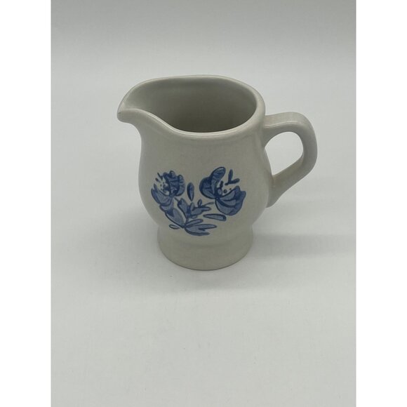 Vintage Pfaltzgraff Yorktowne Stoneware Small Pitcher 4" Tall With Blue Floral D - Picture 5 of 5